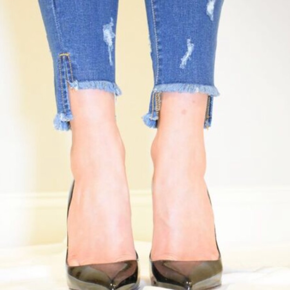Jessica Denim - Picture 4 of 4